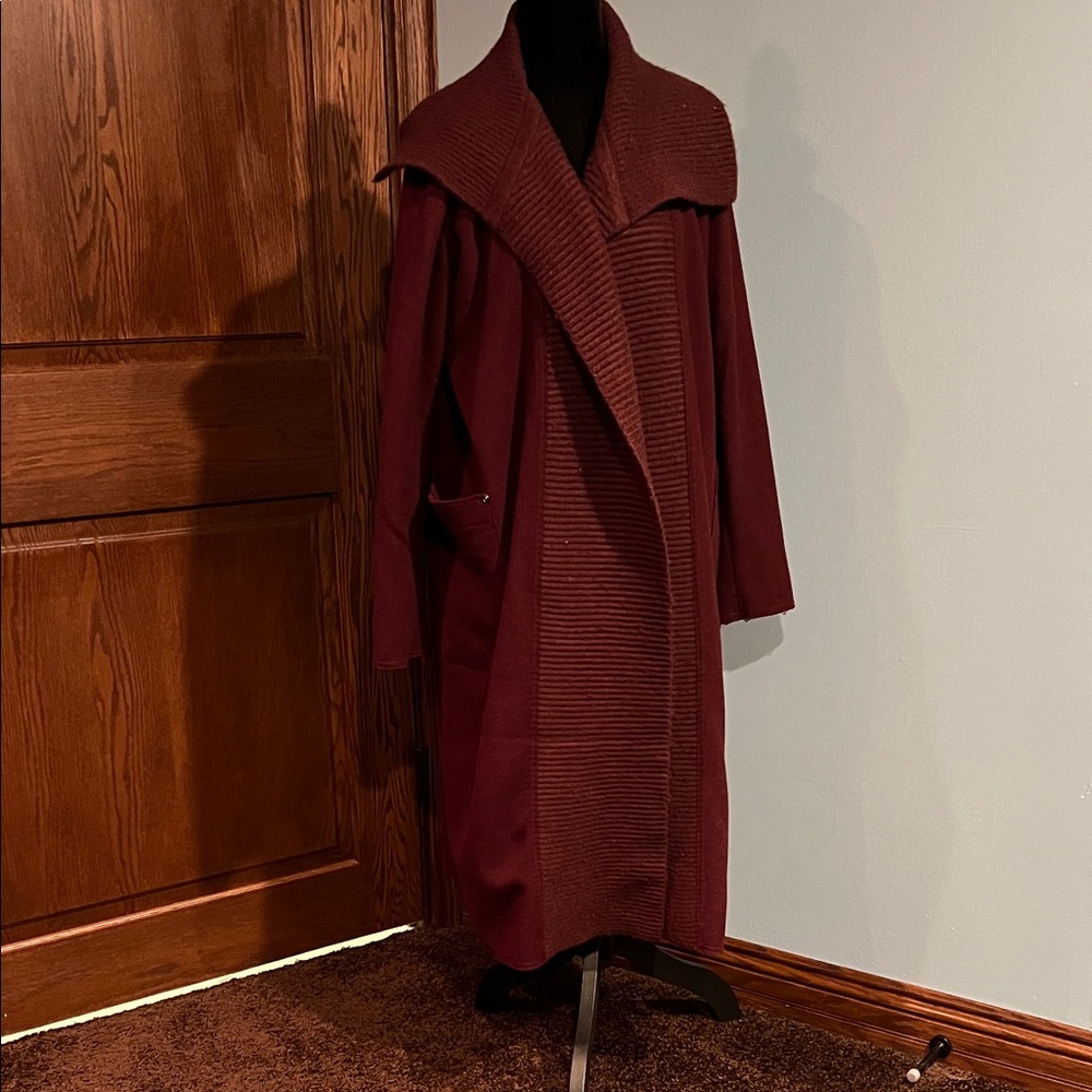Elegant Burgundy Women's Sweater Coat